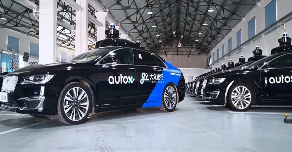 Alibaba-backed AutoX launches driverless taxi