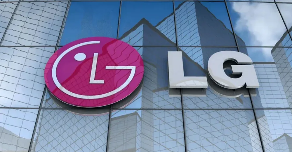 LG is considering leaving the smartphone world