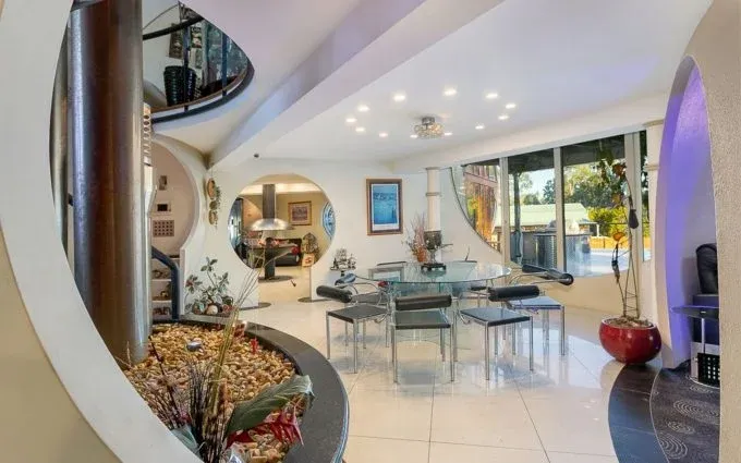 A luxury home based on NASA’s space station design