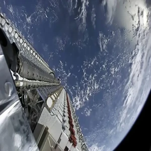 Starlink Internet project using 12,000 spaceX satellites