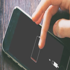 Mistakes that everyone makes when it comes to charging a phone