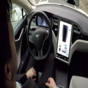 Samsung is set to partner with leading electric car maker